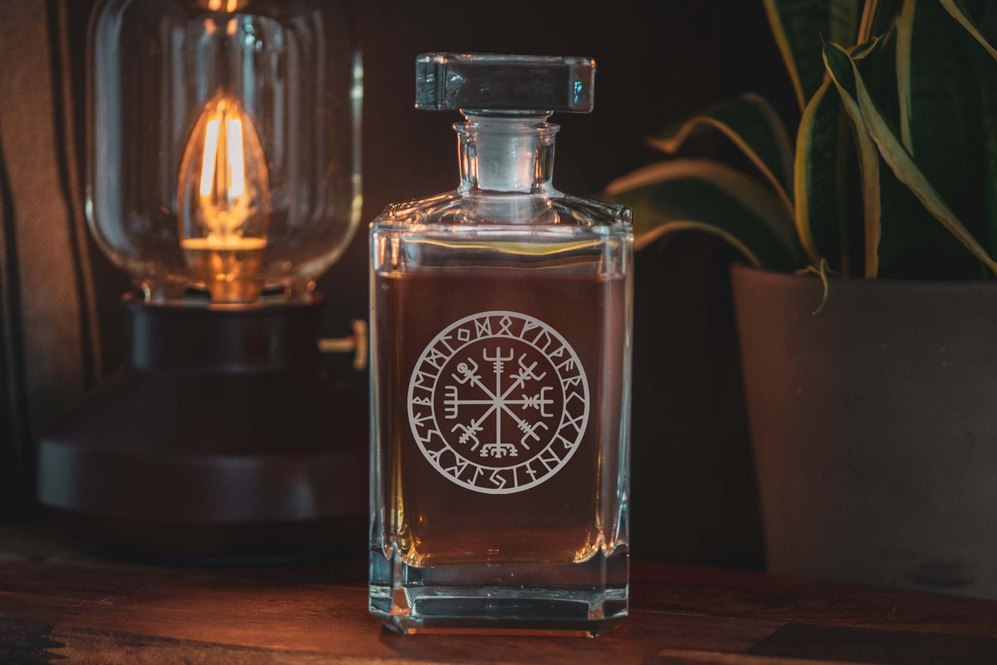 Vegsivir- beautiful decanter