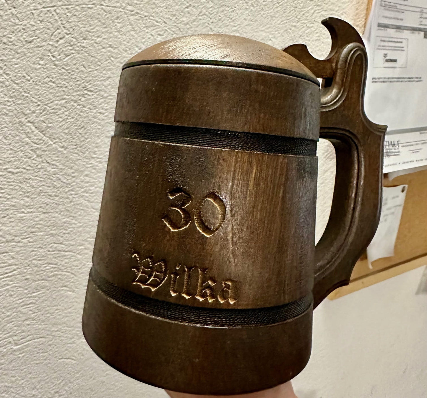 Beautiful Custom Oak Beer Mug mug with a lid | Premium Quality 22 OZ/ 0.7L
