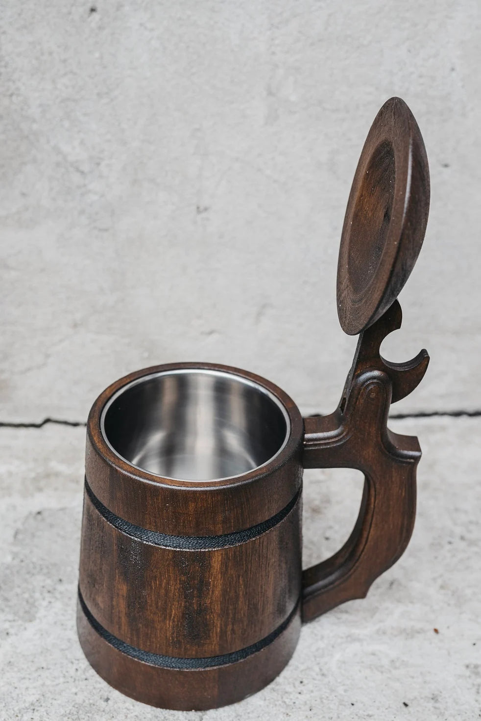 Oak mug with a lid Premium Quality 22 OZ/ 0.7L |Traditional tankard| Old Beer Mug