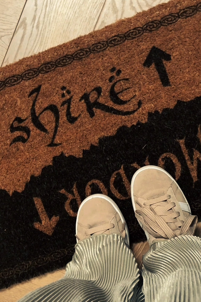 Mordor Shire Doormat | Tolkien fan gift | LOTR gadget |
