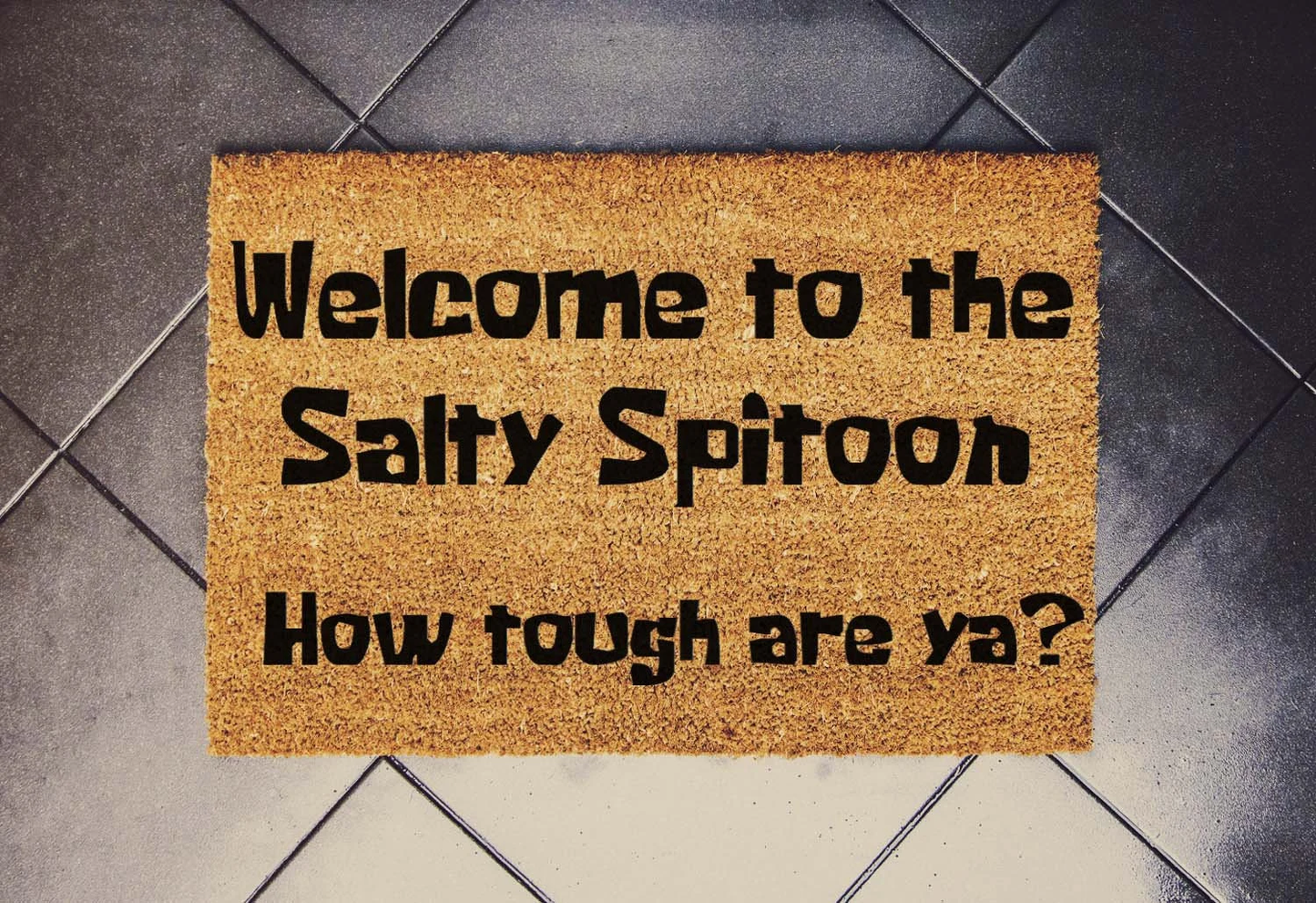 Salty Spitoon Fußmatte – Lustige SpongeBob Fußmatte | Kokosfaser-Vorleger für die Haustür | Einweihungsgeschenk für Fans &amp; Weenies